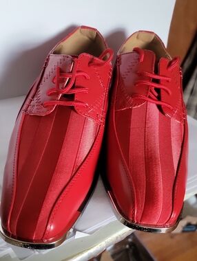 Expressions Red Men's Satin-Panel Derby Dress Shoes